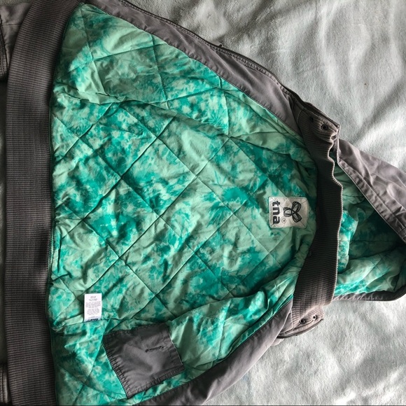 TNA Jacket - Picture 11 of 16